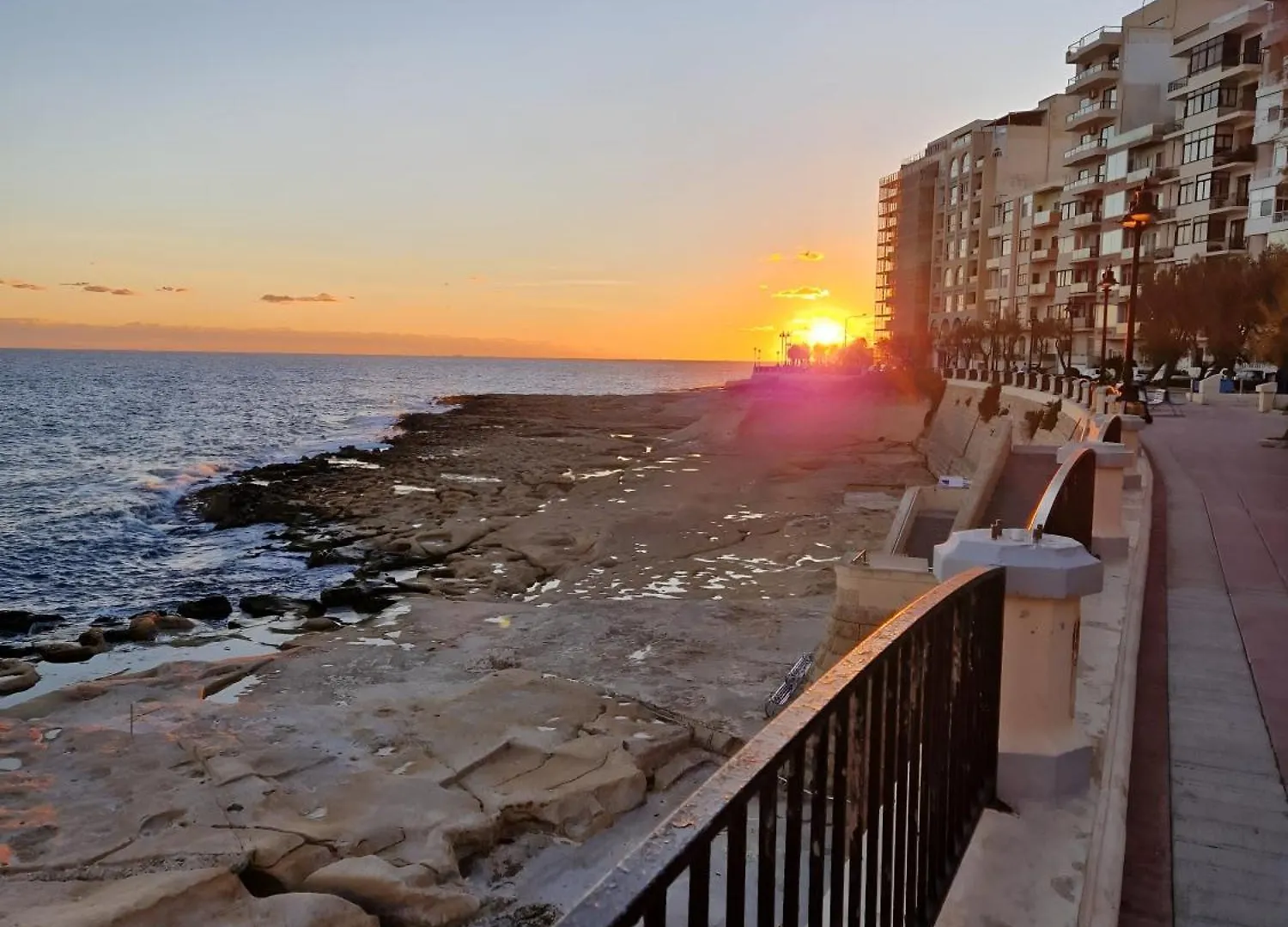 Sliema Cosy Penthouse With Bbq Apartment Malta
